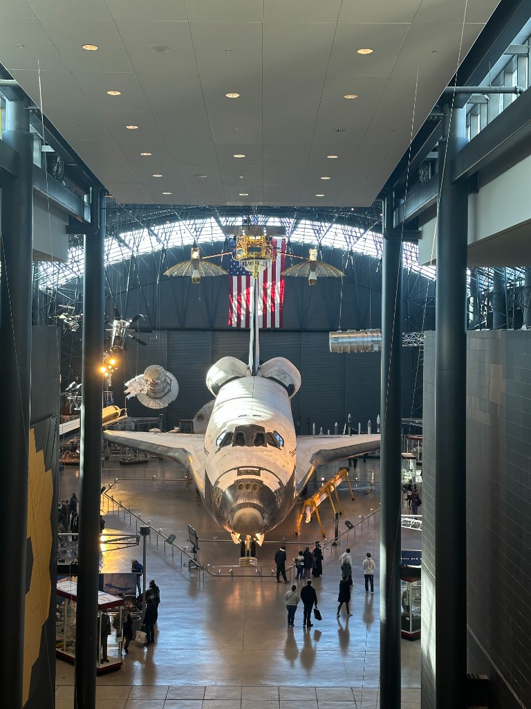 Space Shuttle Discovery at Smithsonian Udvar-Hazy Center